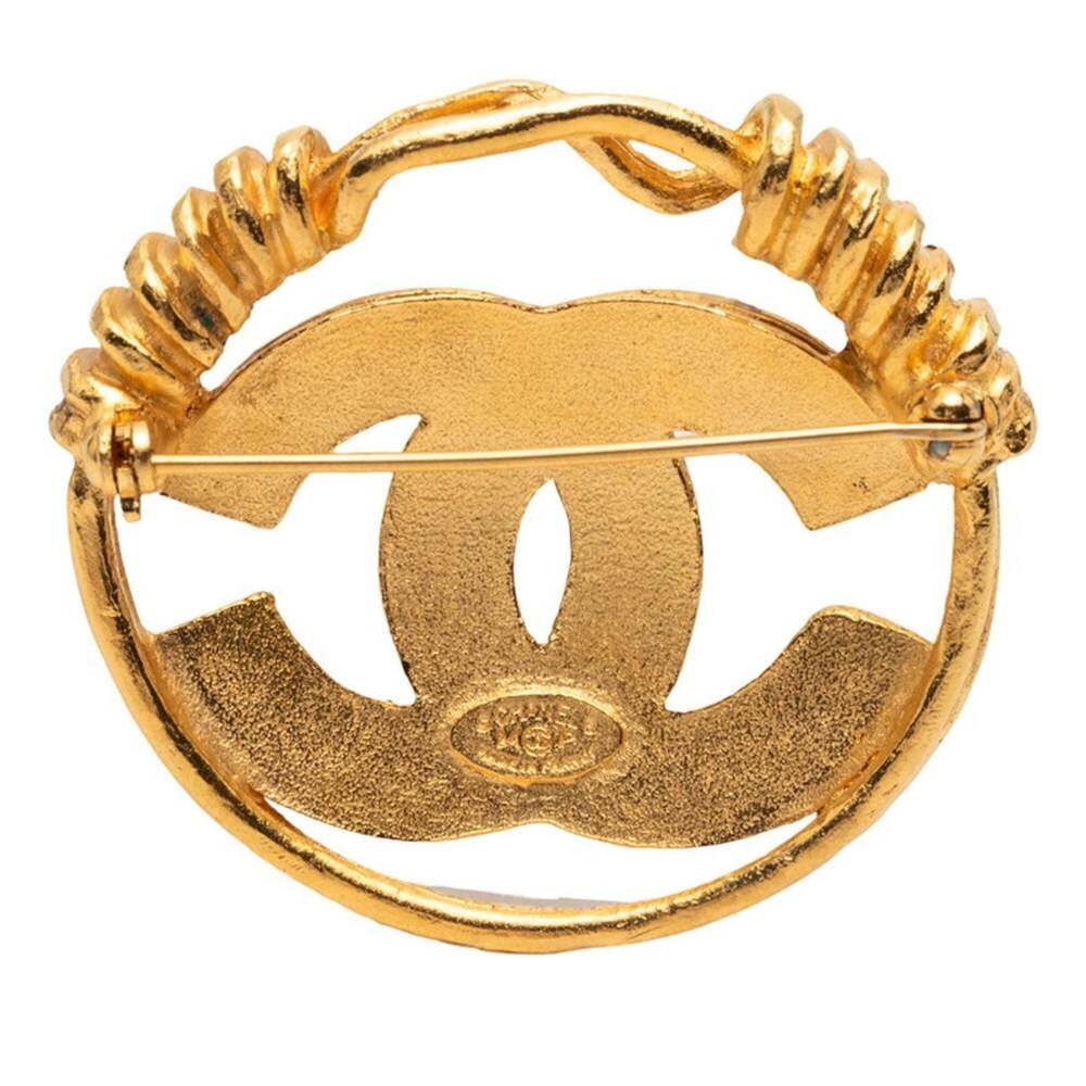 CHANEL Vintage Gold Logo Brooch - Picture 2 of 3